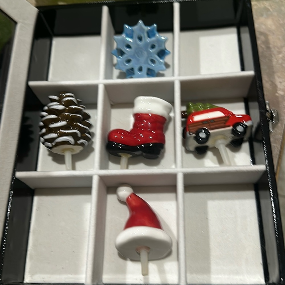 COPY - Nora Fleming minis